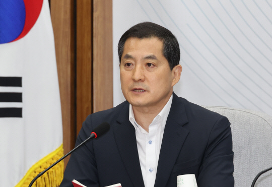 박대출 국민의힘 정책위의장이 1일 오전 서울 여의도 국회 본청에서 열린 당 원내대책회의에서 발언하고 있다.<연합뉴스>